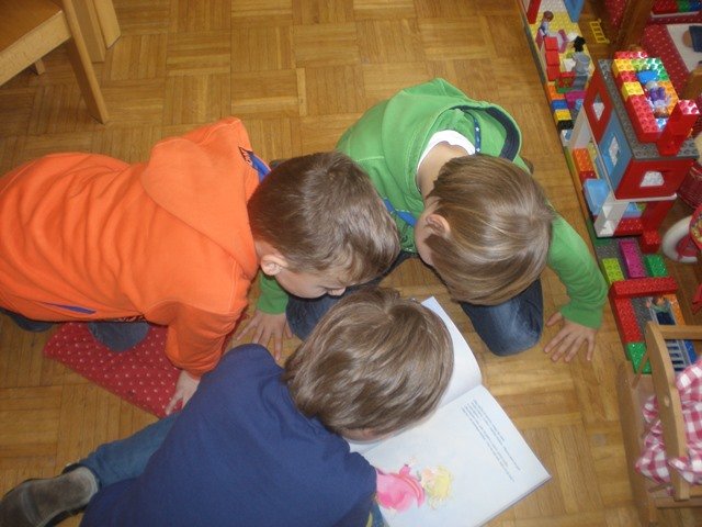 p3270304