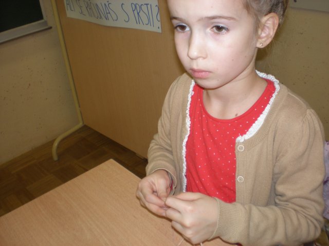 pc050076